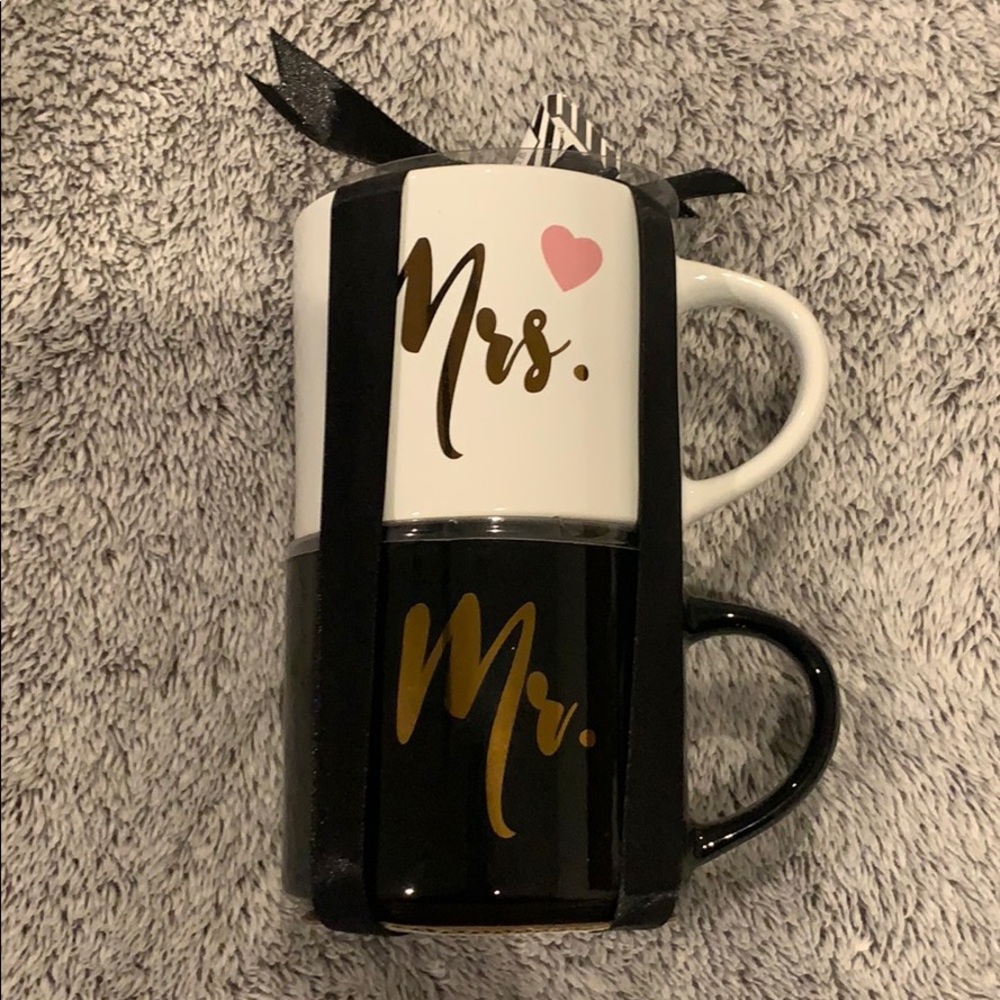 Brand new never used Mr. and Mrs. mugs